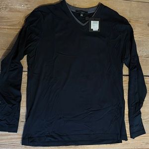 New with Tags - Robert Barakett - TITANIUM Long Sleeve Vneck - black - XL